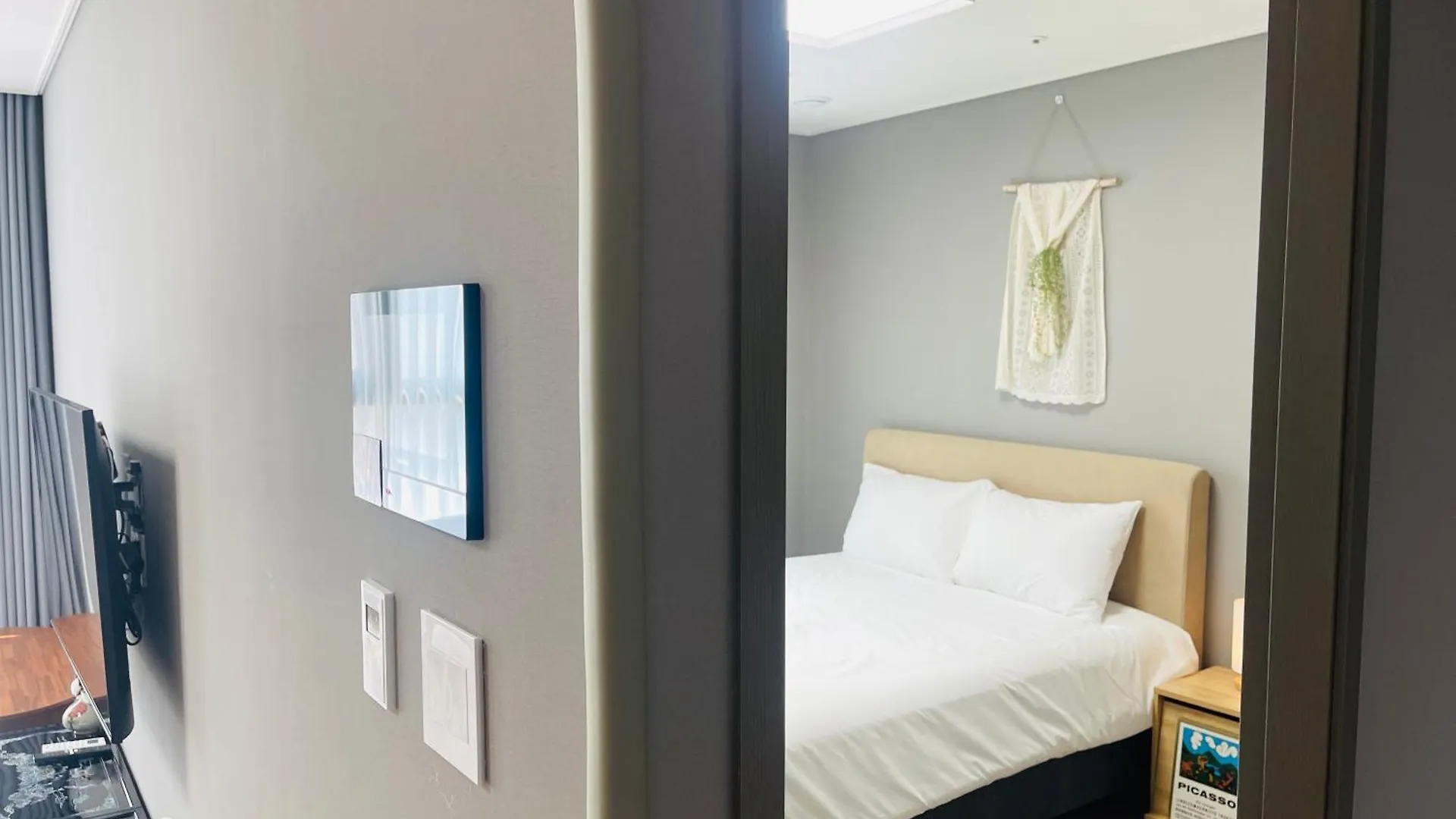 Inn-The City Myeongdong Seoul 0*,  South Korea
